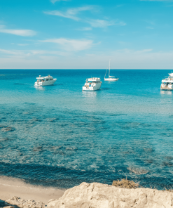 BLUE LAGOON AKAMAS